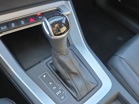 Used 2022 Audi Q3 2.0T Premium w/ Convenience Package image 19