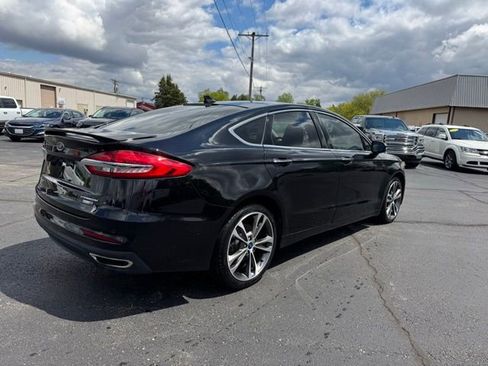 Used 2020 Ford Fusion Titanium AWD/4WD image 11