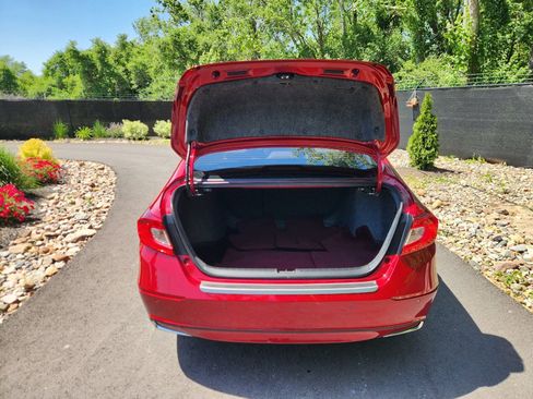 Used 2021 Honda Accord Touring image 21