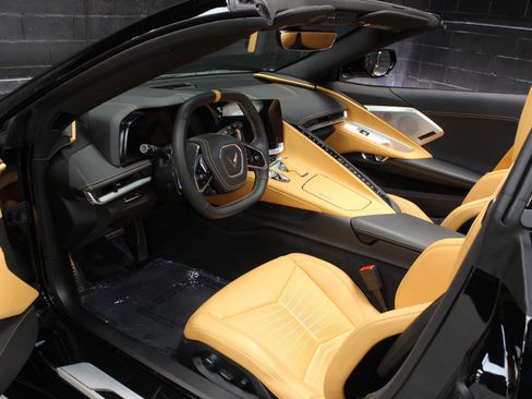 Used 2025 Chevrolet Corvette Stingray Preferred Conv w/ Z51 Performance Package image 39