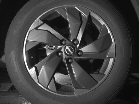 Used 2025 Nissan Rogue SV image 15