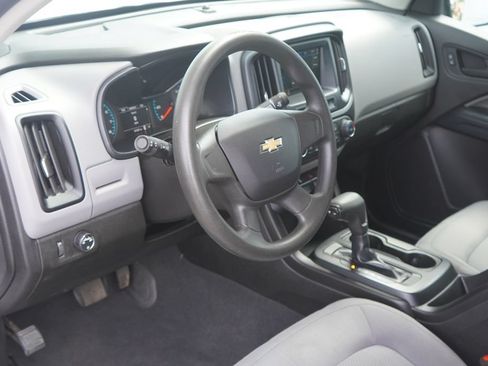 Used 2019 Chevrolet Colorado W/T RWD image 10