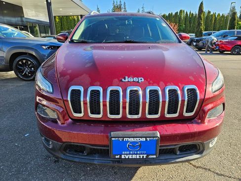 Used 2018 Jeep Cherokee Latitude Plus w/ Comfort/Convenience Group AWD/4WD image 7