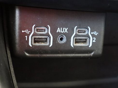 Used 2022 Dodge Durango GT image 38