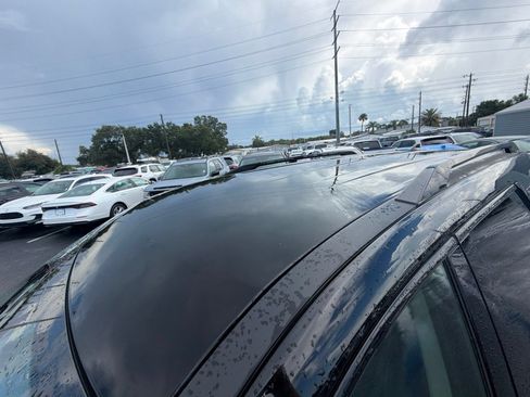 Used 2025 Nissan Pathfinder SV FWD image 17