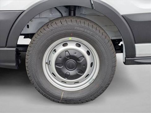 New 2026 Ford Transit 250 148 Medium Roof w/ Load Area Protection Package RWD image 10