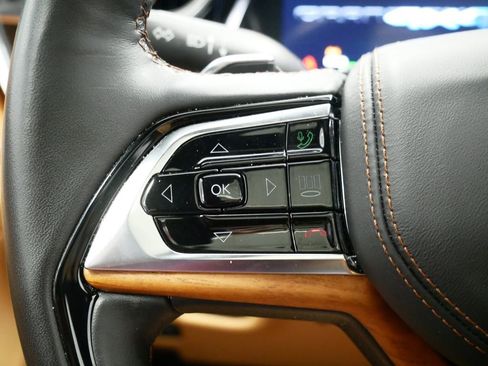 Used 2023 Jeep Grand Cherokee Summit image 40