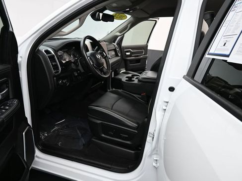 Used 2024 RAM 2500 Laramie AWD/4WD image 11