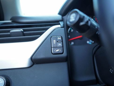 Used 2020 GMC Yukon SLT w/ Premium Edition image 22