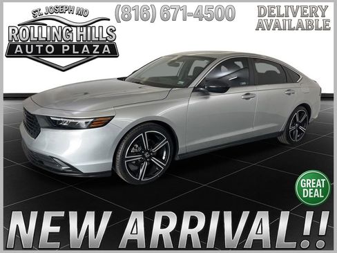 Used 2024 Honda Accord Sport image 1
