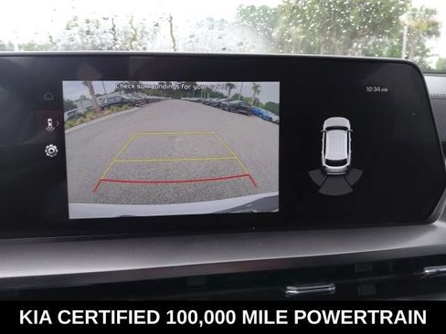 Certified 2024 Kia Telluride LX FWD image 18