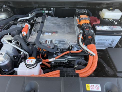 Used 2026 Toyota bZ FWD image 29