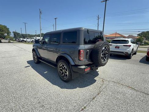 Used 2022 Ford Bronco Outer Banks AWD/4WD image 3