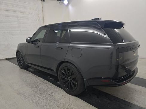 Used 2025 Land Rover Range Rover Autobiography AWD/4WD image 6