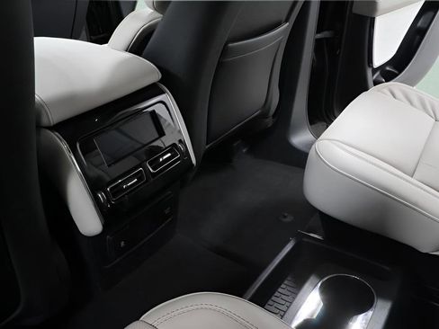 Used 2025 Lincoln Aviator Reserve w/ Equipment Group 201A AWD/4WD image 27