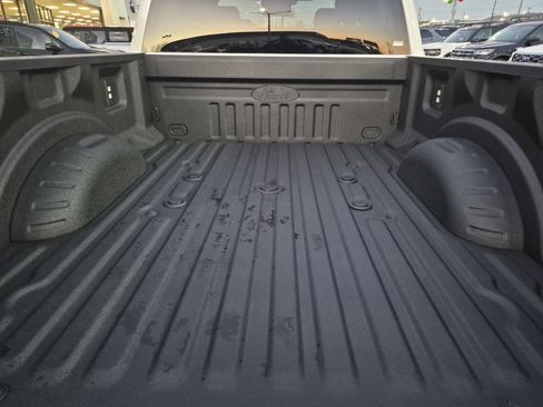 New 2026 Ford F250 Lariat w/ Black Appearance Package image 8