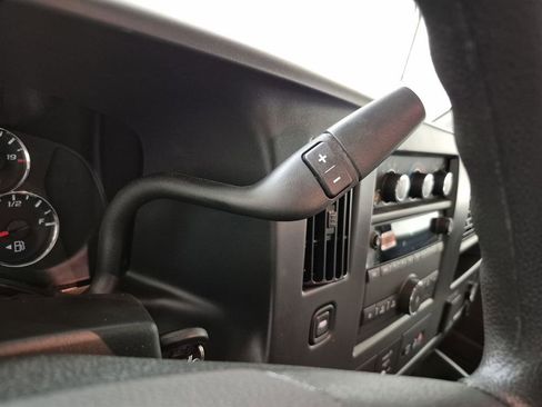 New 2025 GMC Savana 2500 Extended w/ Enhanced Convenience Package image 16