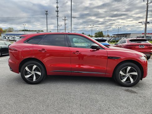 Certified 2025 Jaguar F-PACE R-Dynamic S image 6