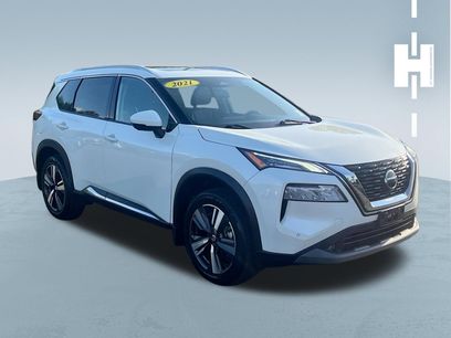 Used 2021 Nissan Rogue SL w/ Premium Package