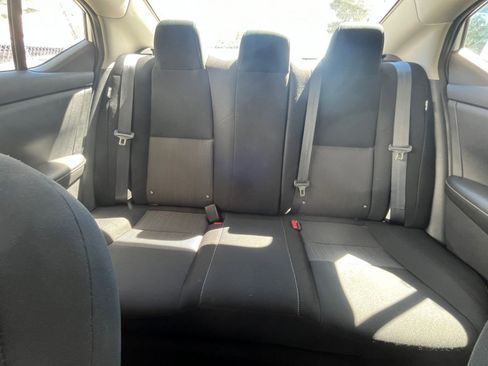 Used 2025 Nissan Sentra SV image 36