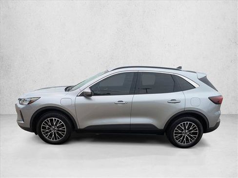 Certified 2023 Ford Escape SE FWD image 8