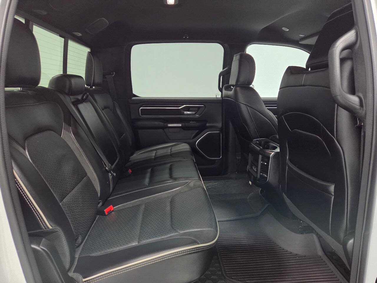 Used 2023 RAM 1500 Laramie AWD/4WD image 13
