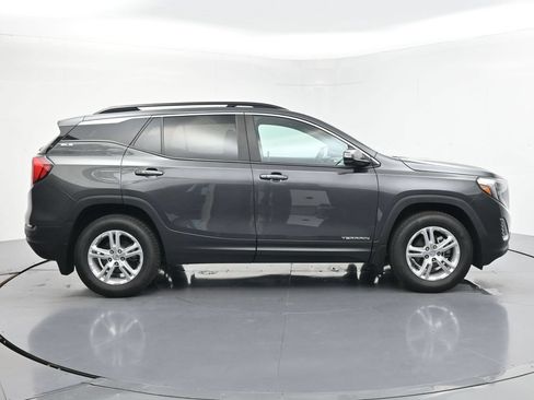 Used 2021 GMC Terrain SLE w/ Driver Convenience Package AWD/4WD image 6