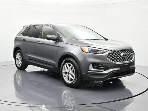 Used 2024 Ford Edge SEL AWD/4WD image 3