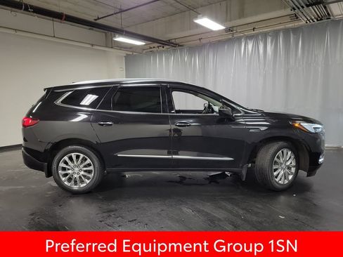 Used 2021 Buick Enclave Premium w/ Sun and Sites Package AWD/4WD image 9