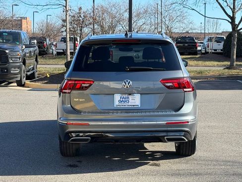 Used 2021 Volkswagen Tiguan SEL Premium R-Line image 8