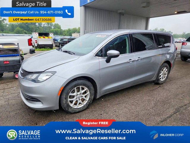 Used 2017 Chrysler Pacifica Touring FWD image 1