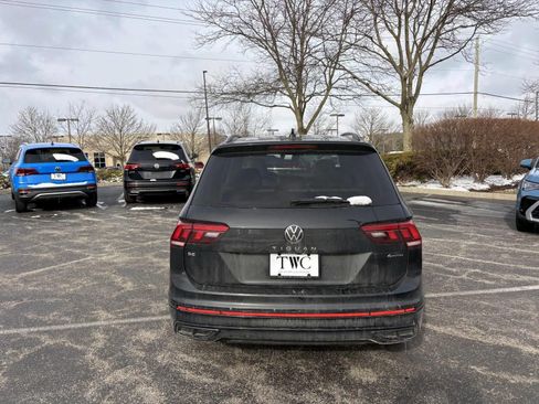 Used 2022 Volkswagen Tiguan SE R-Line image 6