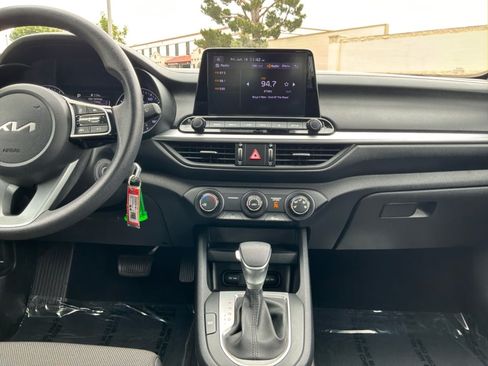 Used 2023 Kia Forte LXS FWD image 15