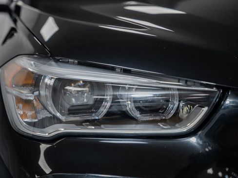 Used 2017 BMW X1 xDrive28i AWD/4WD image 14