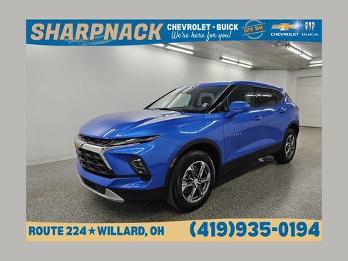 Used 2026 Chevrolet Blazer LT FWD image 1