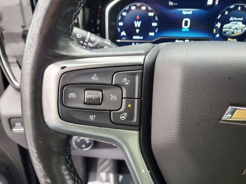 Used 2022 Chevrolet Silverado 1500 LT w/ LPO, Dark Essentials Package image 18