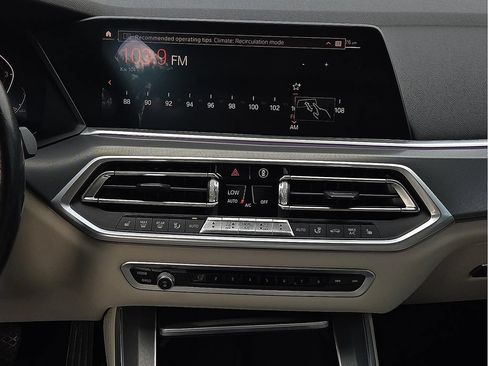 Used 2019 BMW X5 xDrive40i w/ Convenience Package AWD/4WD image 12