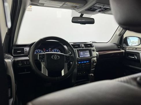 Used 2017 Toyota 4Runner Limited RWD image 49