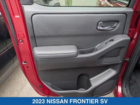 Used 2023 Nissan Frontier SV w/ Tow Package AWD/4WD image 28