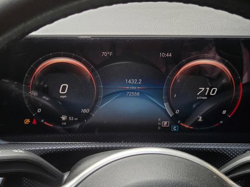 Used 2020 Mercedes-Benz CLA 250 image 32