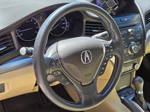 Used 2016 Acura ILX FWD image 9