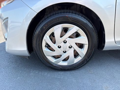 Used 2015 Toyota Prius C Two FWD image 9