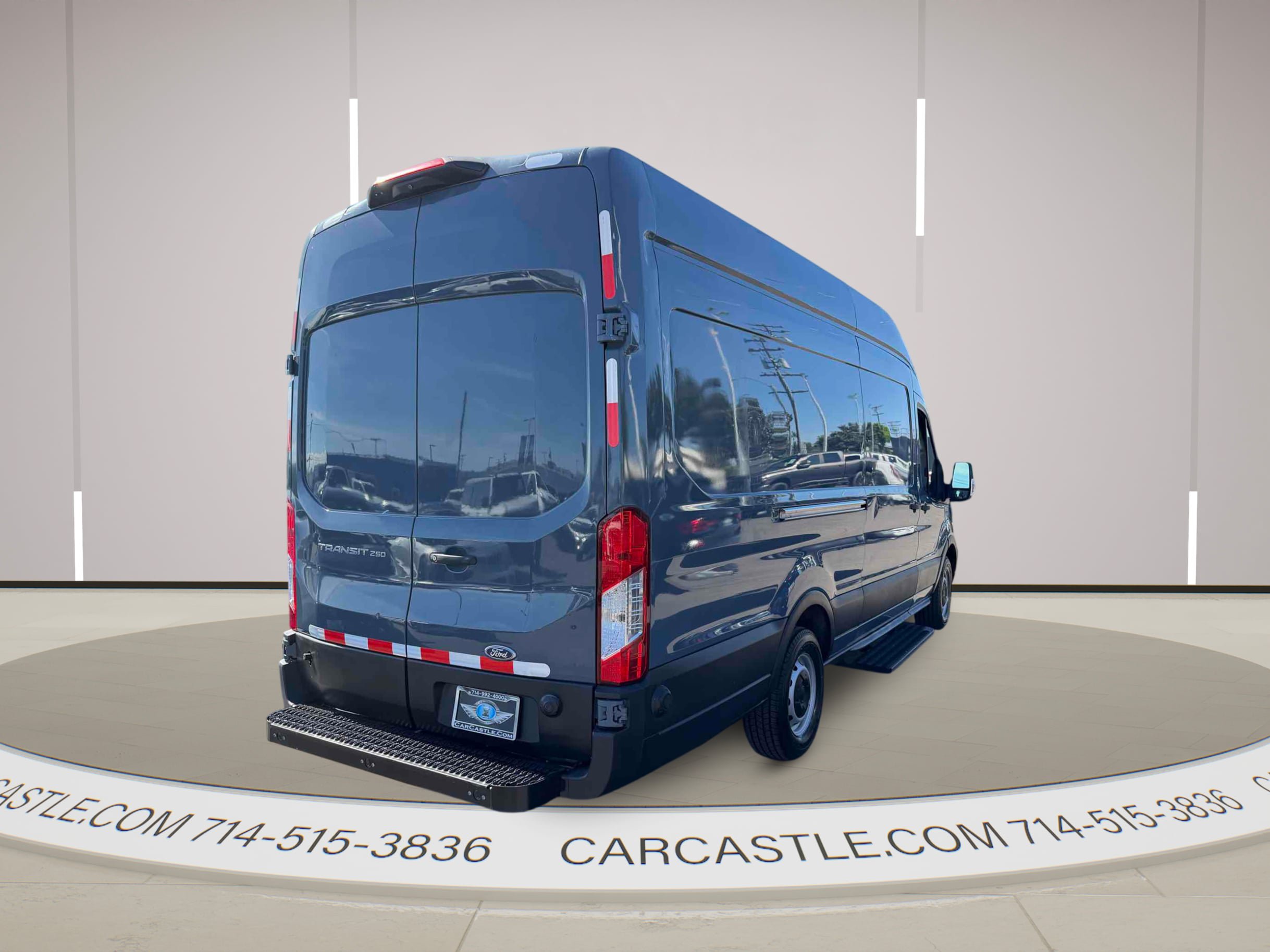 Used 2020 Ford Transit 250 148 High Roof Extended RWD image 5