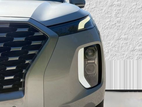 Used 2021 Hyundai Palisade SEL w/ Premium Package FWD image 9