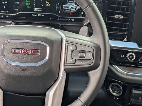 Used 2025 GMC Sierra 1500 SLT w/ SLT Premium Plus Package image 21