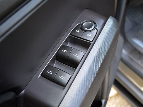 Used 2023 Chevrolet Colorado Trail Boss w/ Advanced Trailering Package image 26