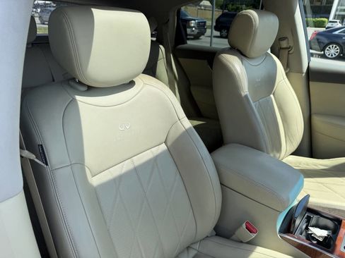 Used 2013 INFINITI FX37 AWD w/ Premium Pkg image 21
