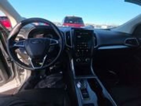 Used 2022 Ford Edge SEL image 7