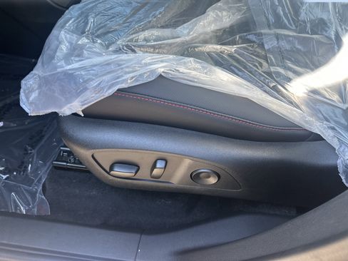 New 2026 Chevrolet Traverse Z71 w/ Enhanced Driving Package image 10