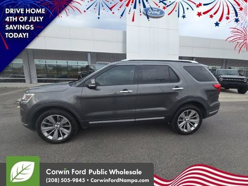 Used 2018 Ford Explorer Limited AWD/4WD image 2